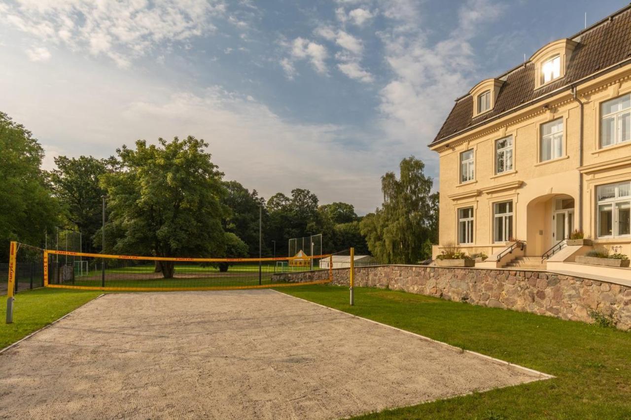 Familienhotel Schloss Leizen Bioverpflegung المظهر الخارجي الصورة