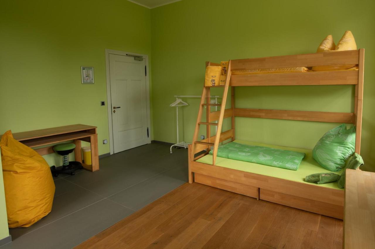 Familienhotel Schloss Leizen Bioverpflegung المظهر الخارجي الصورة