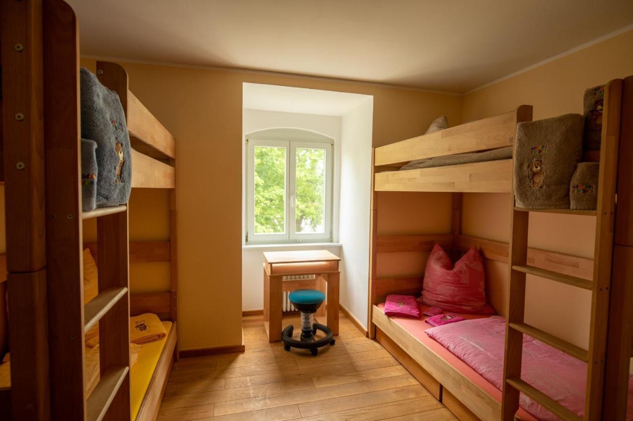 Familienhotel Schloss Leizen Bioverpflegung المظهر الخارجي الصورة
